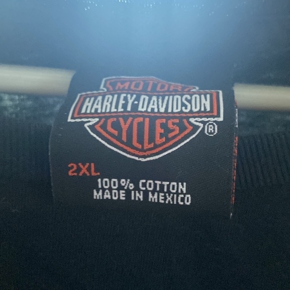 Harley Davidson long sleeve - Picture 2 of 3